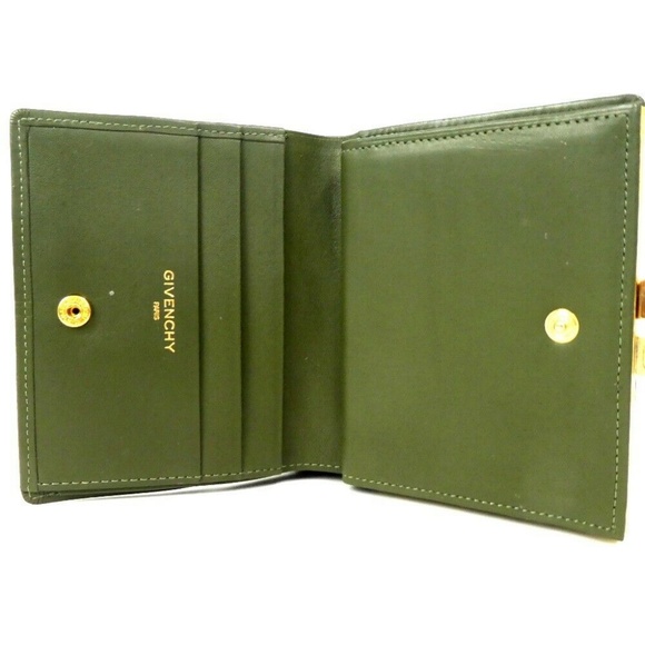 GIVENCHY Vintage Chain handle green Leather clutch - Picture 5 of 8